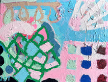 Load image into Gallery viewer, Wide Arms, Tight Hold